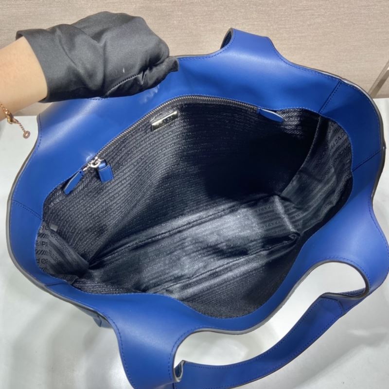 Pra*a tote bags